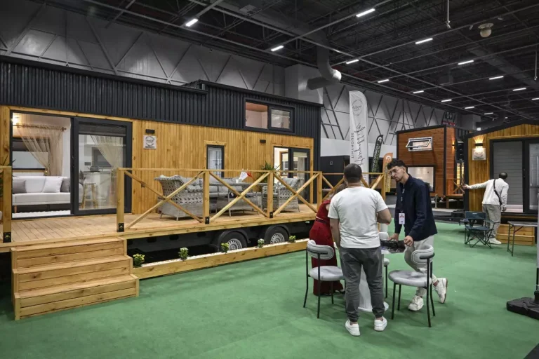 TINYHOUSE SHOW FUARI